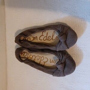 Sam Edelman Suede Leather Gray Flats With Toe Knot